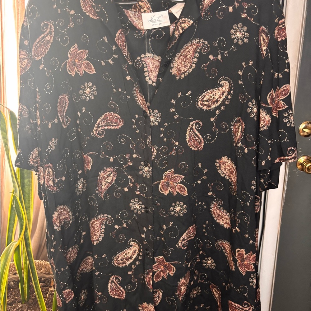 Kathie Lee Black Paisley Print Blouse